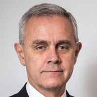 Dr. Arturo Irarrazaval